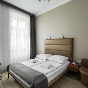 https://g12-aparthotel.krakowhotelspoland.com