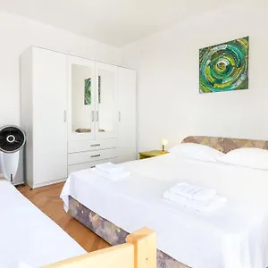 https://apartment-dionis.splithotels.org